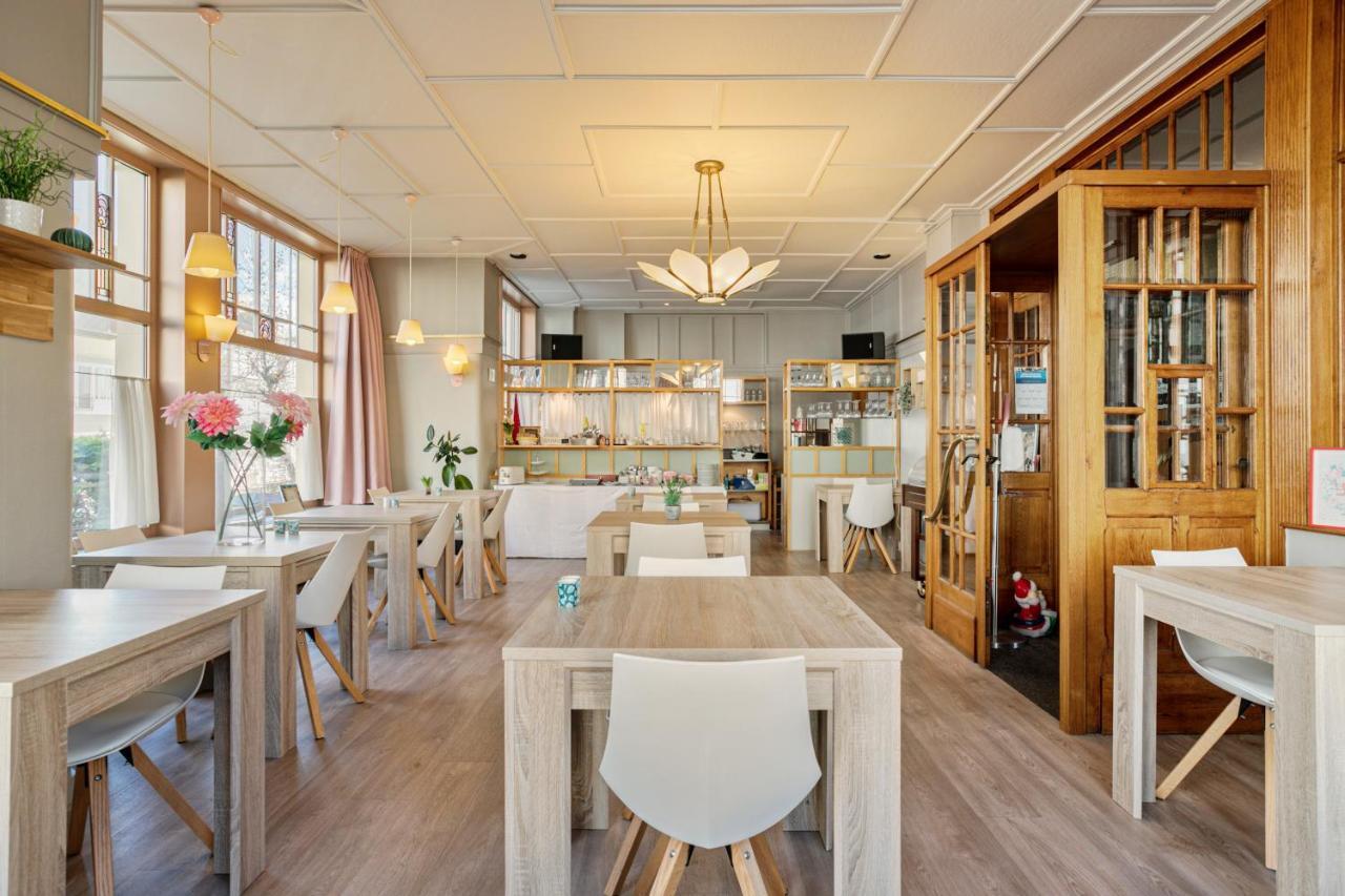 Hotel Georges เวนดาเนอ ภายนอก รูปภาพ